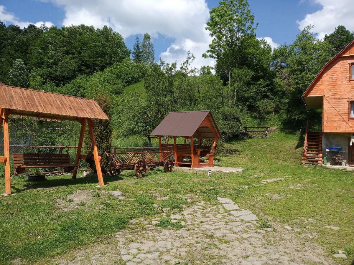 Верховинський Котедж Bukovets Exterior foto